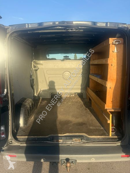 Véhicule utilitaire Opel VIVARO FG F2900 M2...