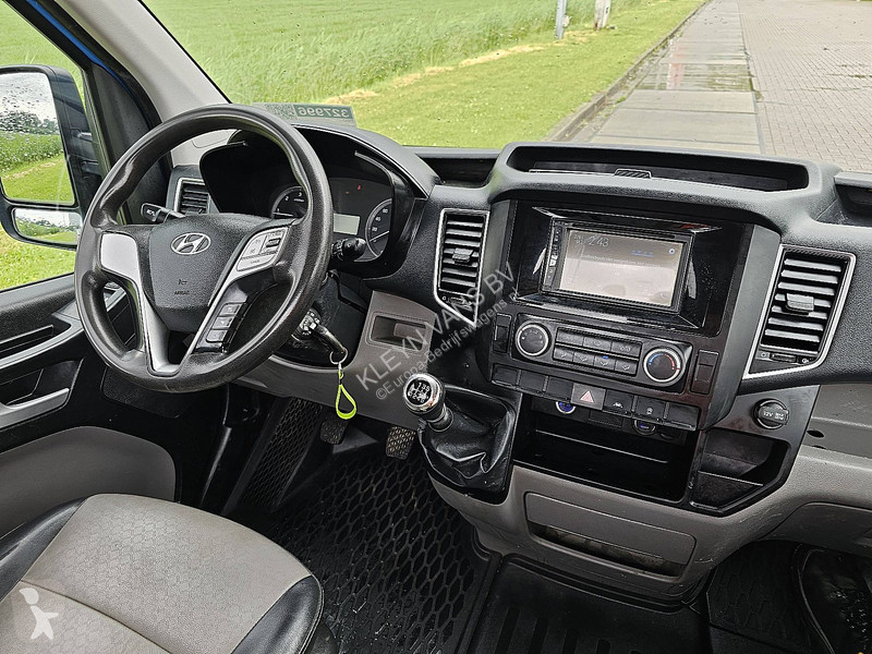 Véhicule utilitaire Hyundai 350 ac trekhaak...