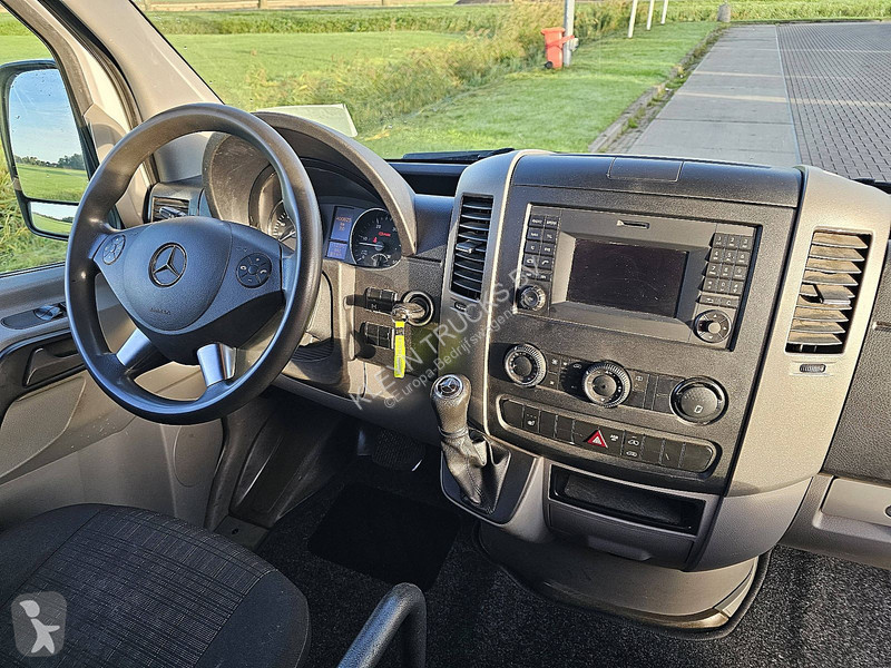 Véhicule utilitaire Mercedes 519 L2H2 V6 3.0...