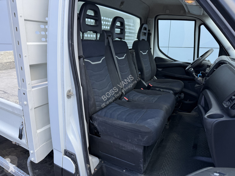 Véhicule utilitaire Iveco 35C14 2.3