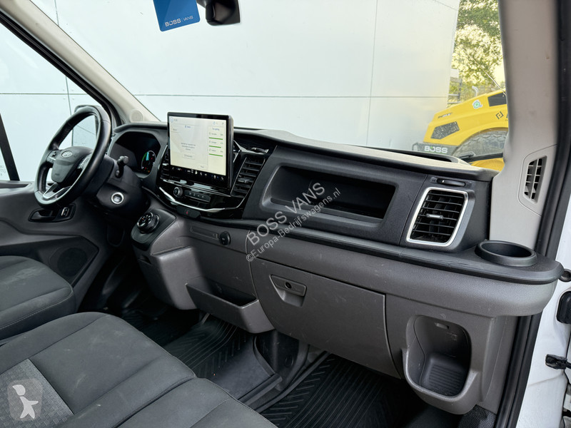 Véhicule utilitaire Ford e 68kWh 184PK E-