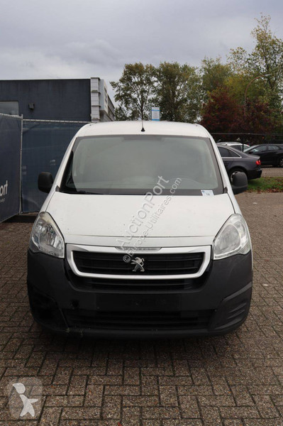 Véhicule utilitaire Peugeot