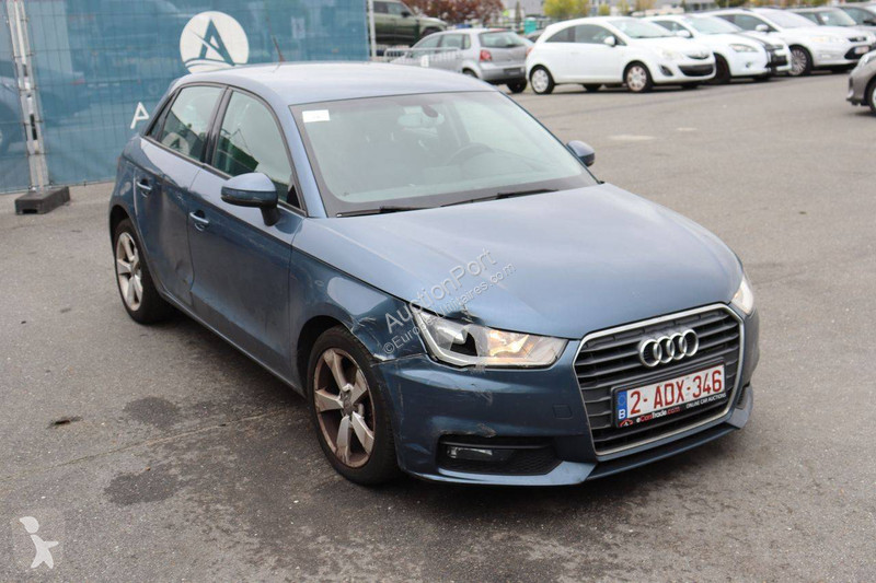 Véhicule utilitaire Audi