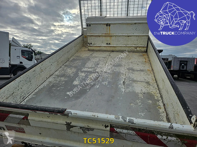 Véhicule utilitaire Renault 150