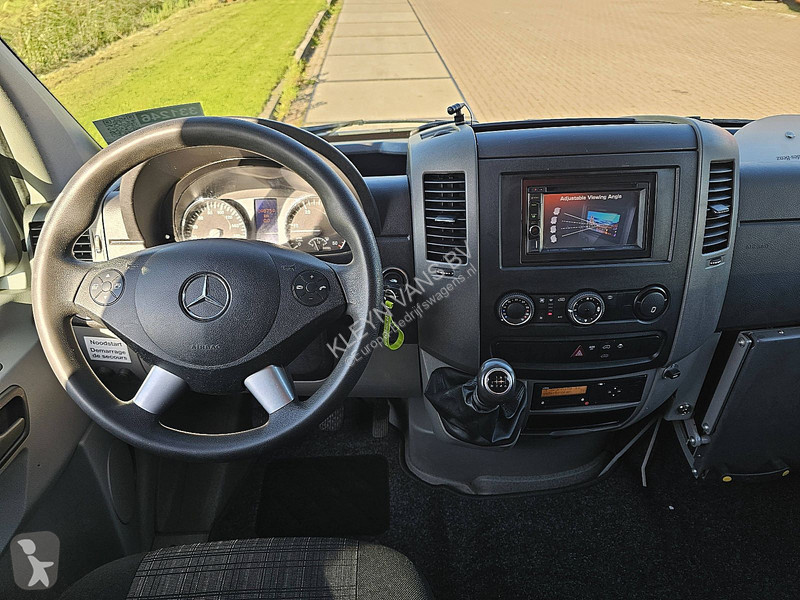 Bedrijfswagen Mercedes 519 L2H2 N2 3500Kg...