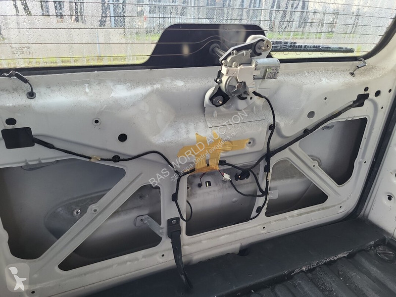 Véhicule utilitaire Peugeot 90pk