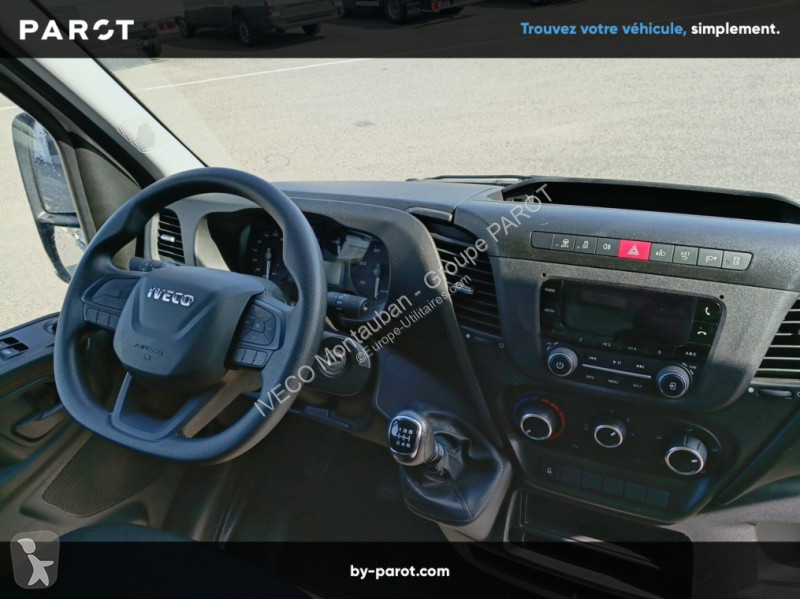 Véhicule utilitaire Iveco 35C16H3.0 empattement...