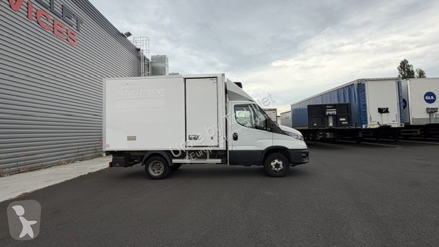 Užitkové vozidlo Iveco FRIGO 12M3 160 CV ROUES...