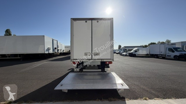 Užitkové vozidlo Iveco FRIGO 12M3 160 CV ROUES...
