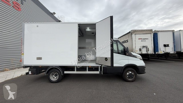 Véhicule utilitaire Iveco FRIGO POSITIF/NEGATIF...