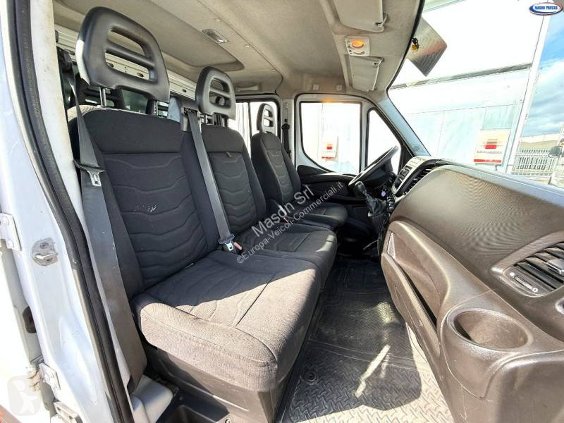 Iveco 35C11 van