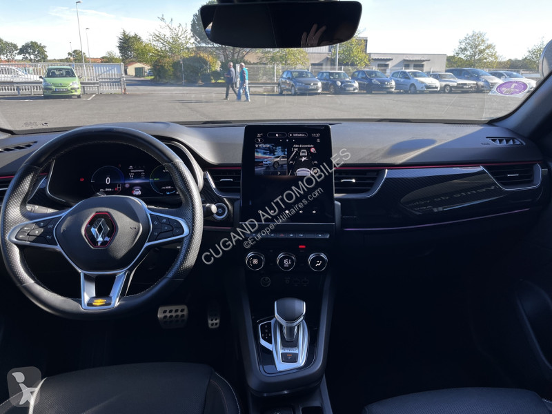 Véhicule utilitaire Renault ARKANA 1.6 E-TECH...