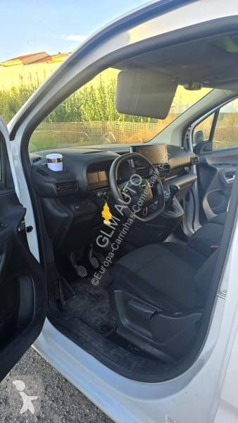 Opel 1.5D van