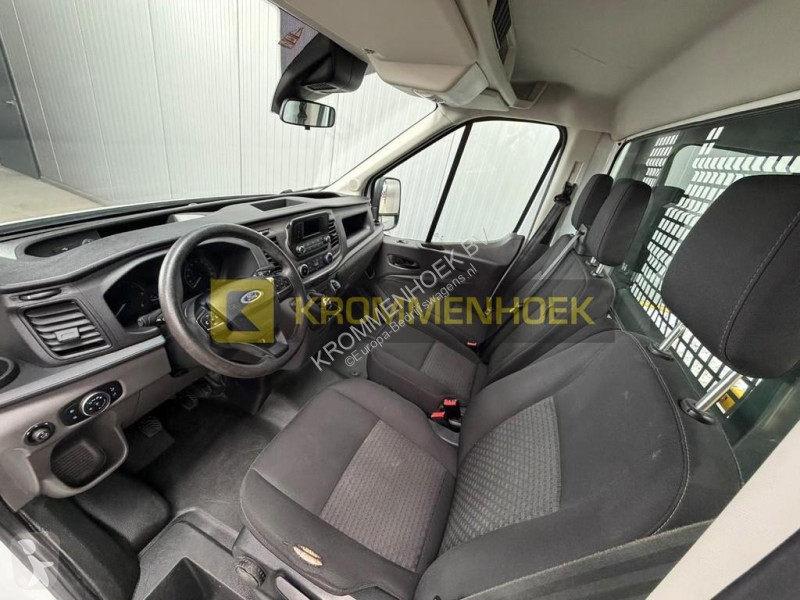 Ford P350 L2 van