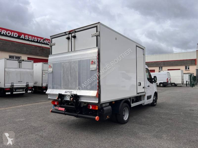 Véhicule utilitaire Renault 165 DCI