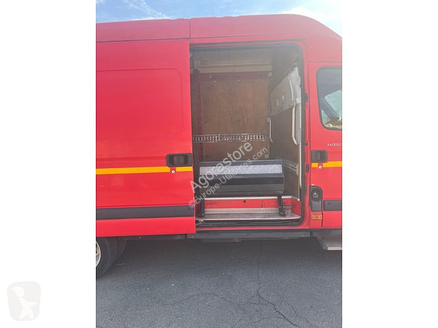 Renault MASCOTT van
