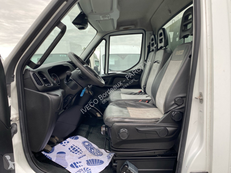 Furgoneta Iveco 35C14 Empattement 3750 Tor