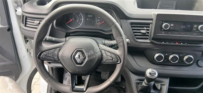 Renault IV van