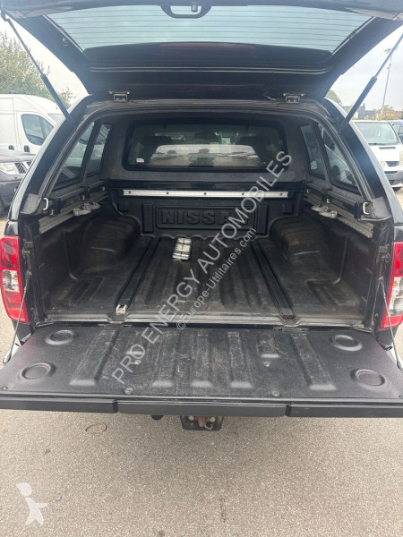 Nissan NAVARA 2.5 DCI 171CH DOUBLE-CAB SE van