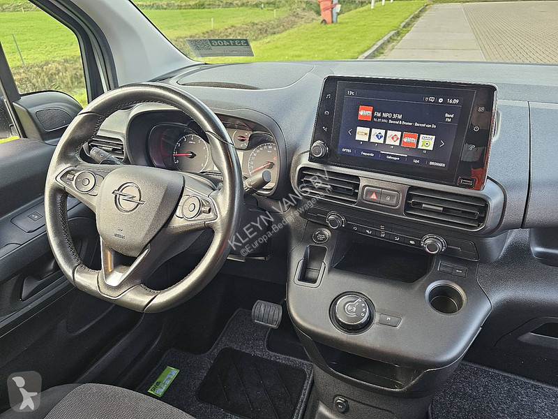 Opel 1.5 automaat, airco, navi, pdc, zijdeur van
