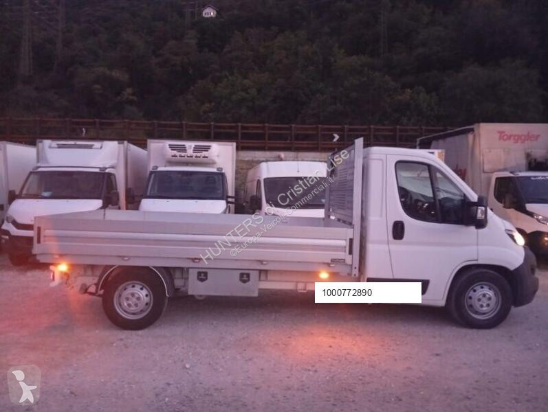 Peugeot  van