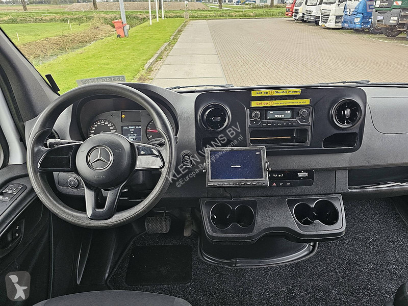 Furgoneta Mercedes 311 L3H2, automaat, airco,...