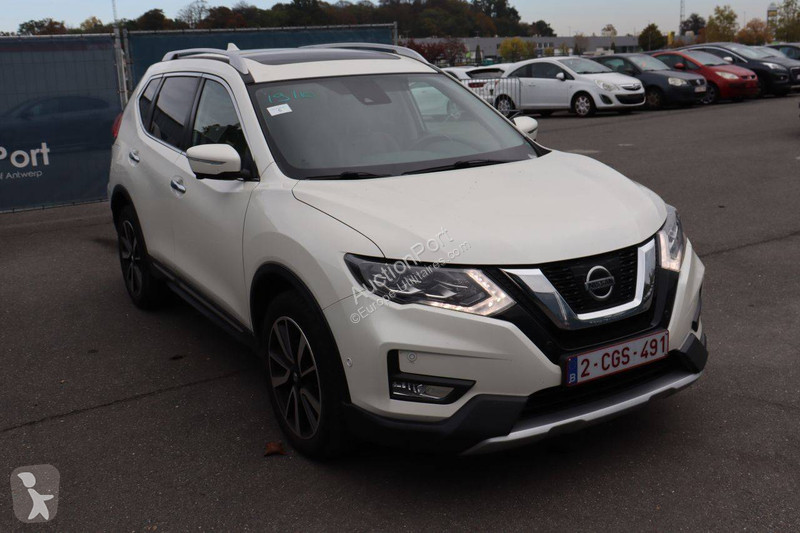 Nissan  van