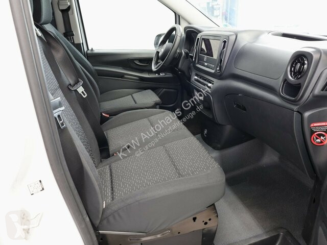 عربة نفعية Mercedes Vito116CDI KA...