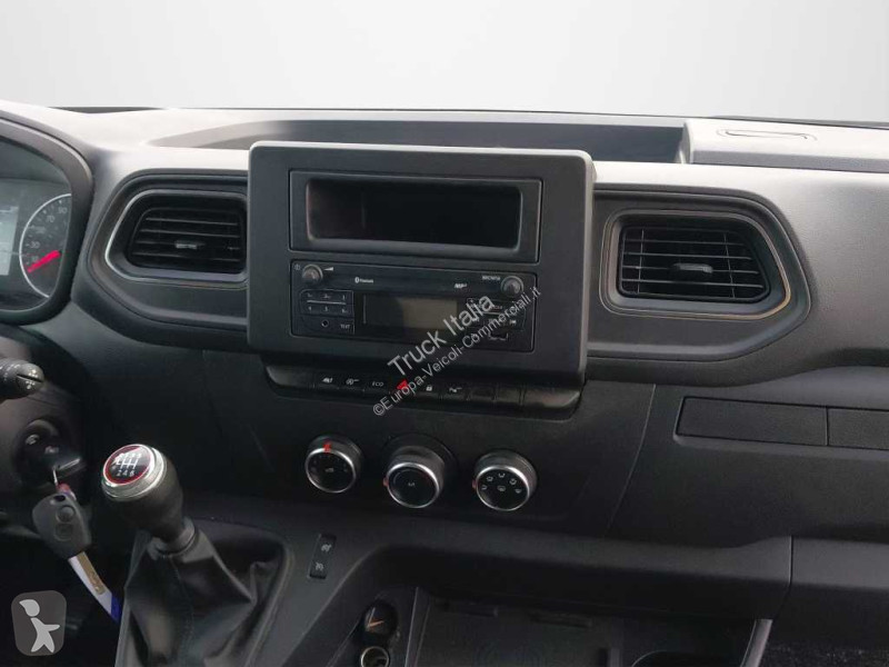 Renault III 35 FWD 2019 - master T35 2.3 energy...