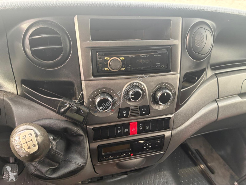 Furgoneta Iveco 70C15