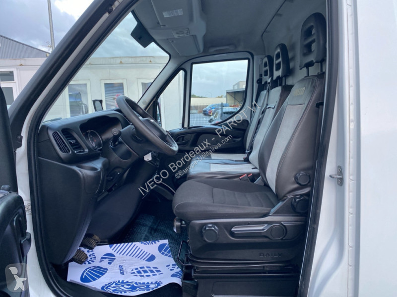 Véhicule utilitaire Iveco 35C16 V12 Tor