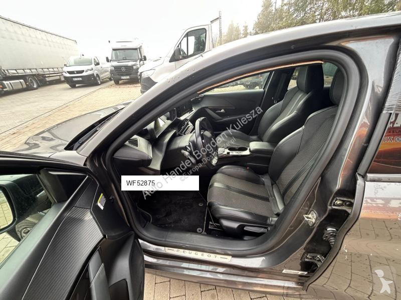 Užitkové vozidlo Peugeot 208