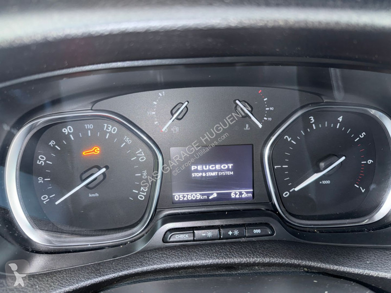 Peugeot EXPERT FG M 2.0 BLUEHDI 145CH S&S EAT8 van