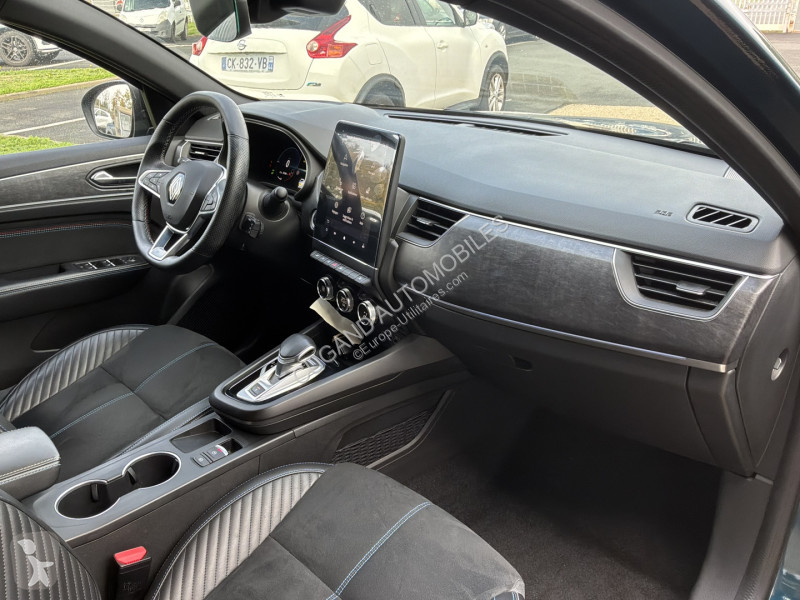 Furgoneta Renault 1.6 E-TECH 145CH FULL HYBRID...