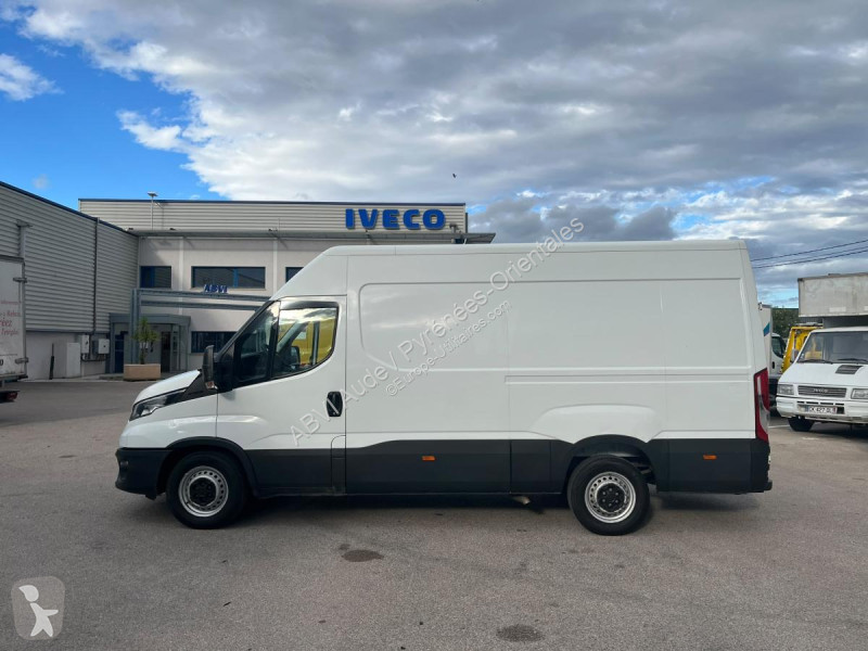 Užitkové vozidlo Iveco 35S14V12