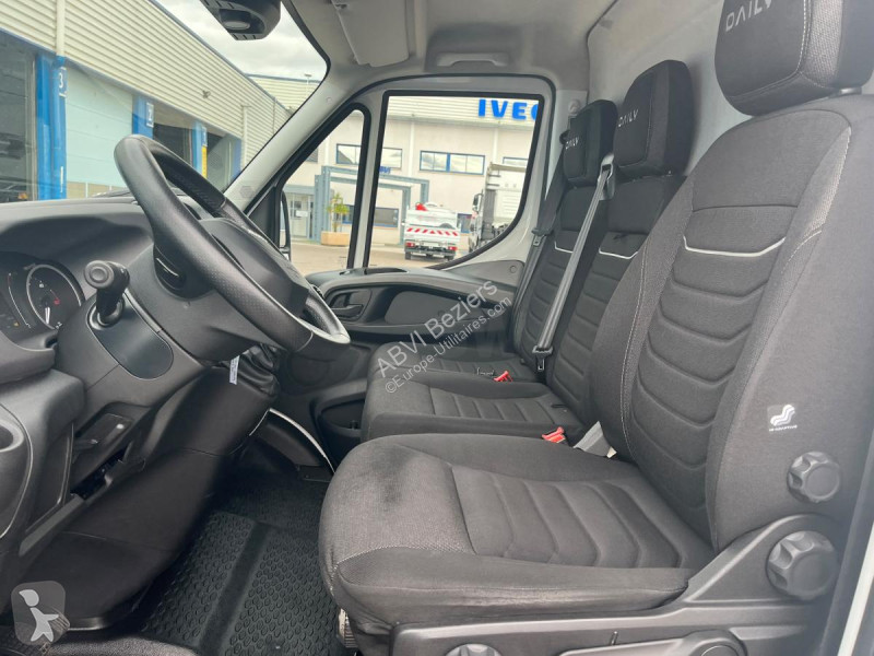 Iveco FOURGON 11M3 140CV CAMERA CARPLAY CLIM...