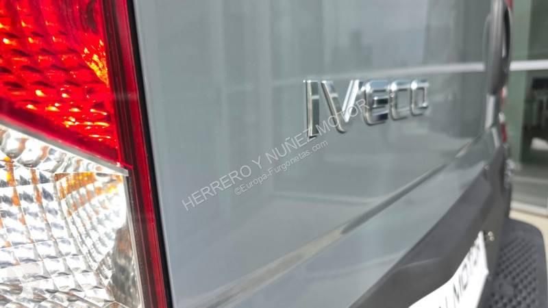 Užitkové vozidlo Iveco 35S16