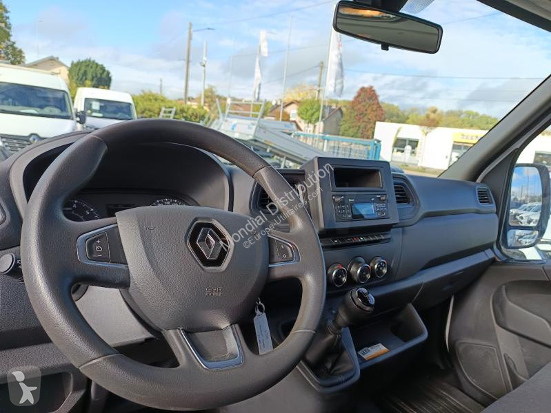 عربة نفعية Renault RJ3500 DCI 130 CONFORT