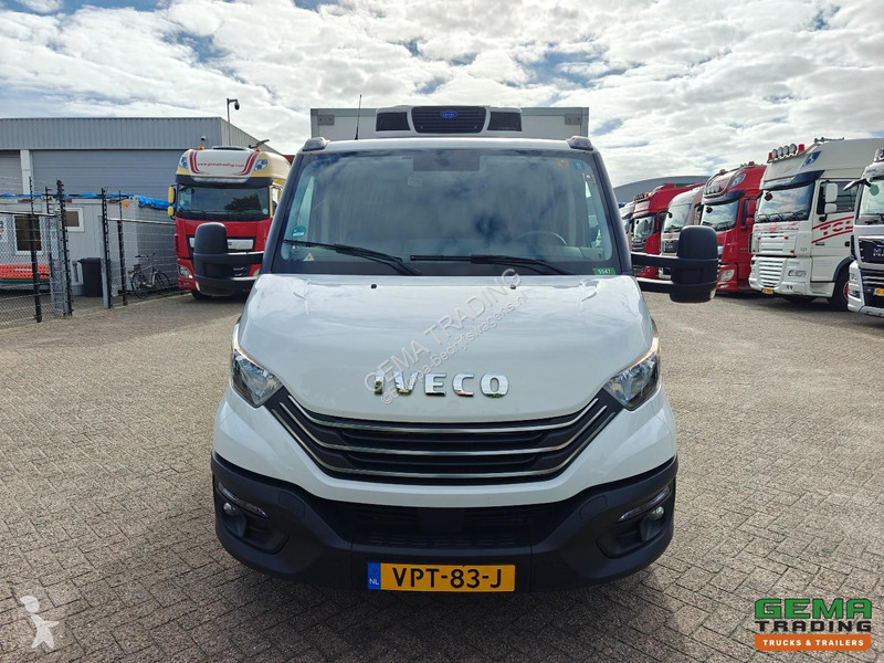 Furgoneta Iveco 4x2 Hi-Matic Sleeper Cab Euro6...