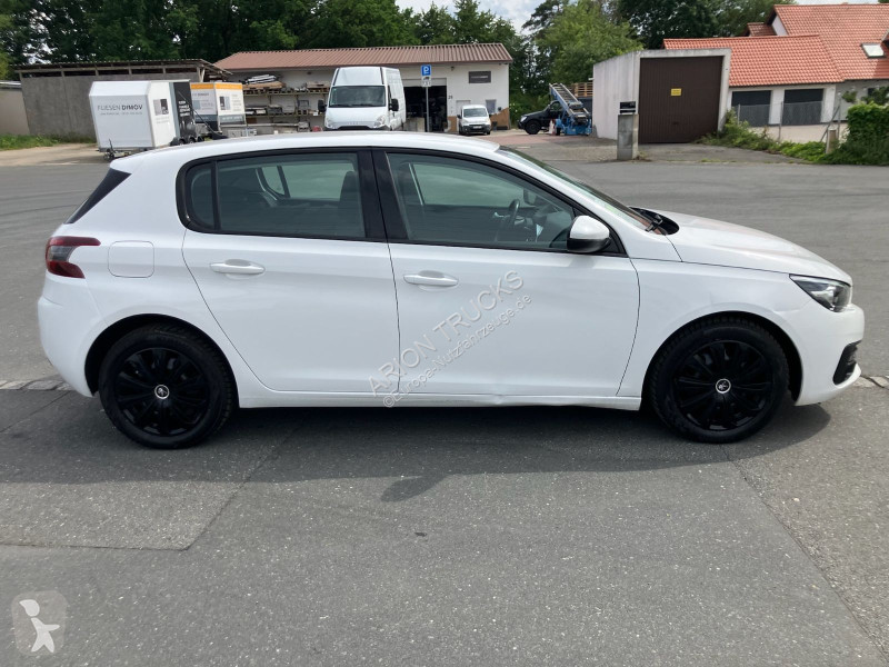 عربة نفعية Peugeot BlueHDi 100...