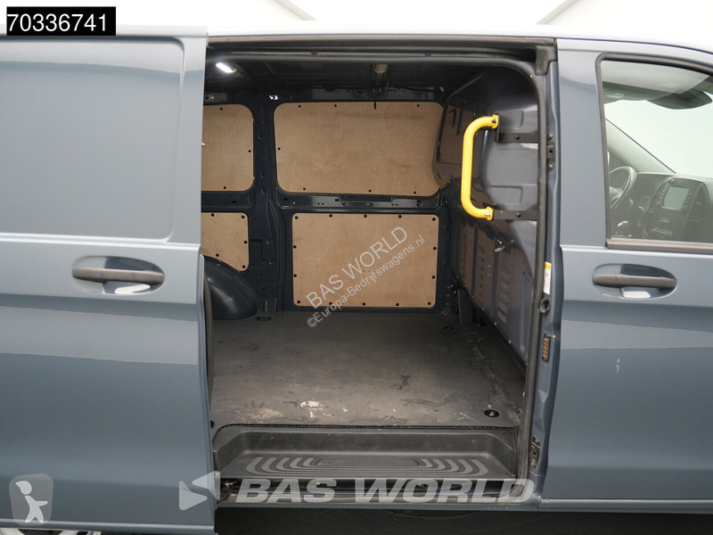 Furgoneta Mercedes 110 L2H1 Airco Cruise LED...