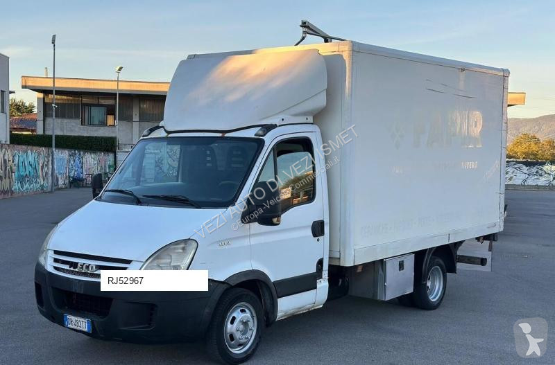 Varevogn Iveco 35c15