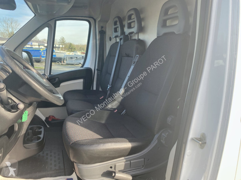 Varevogn Citroën 30 L2H2 2.2 BlueHDi 140...