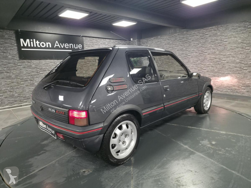 Bedrijfswagen Peugeot 205 GTi 1.9 1.9i - 122...