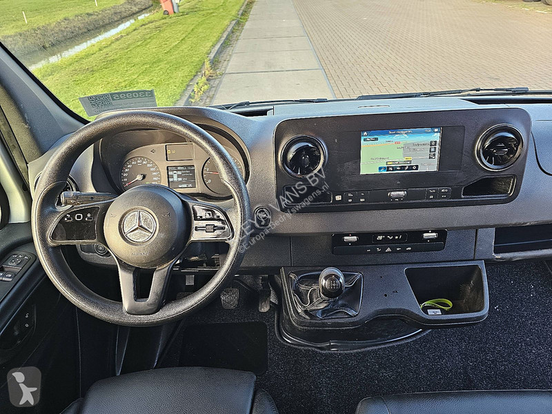 Bedrijfswagen Mercedes 315 L2H2 RWD Mbux Euro6