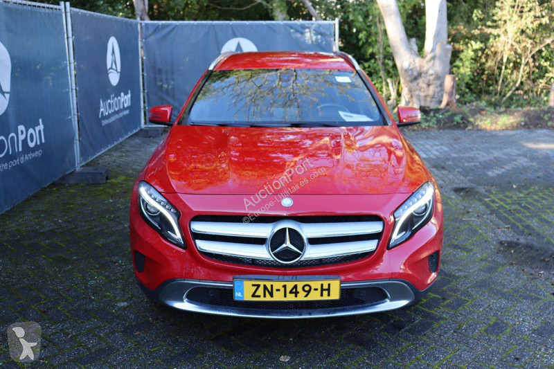 Bedrijfswagen Mercedes D GLA