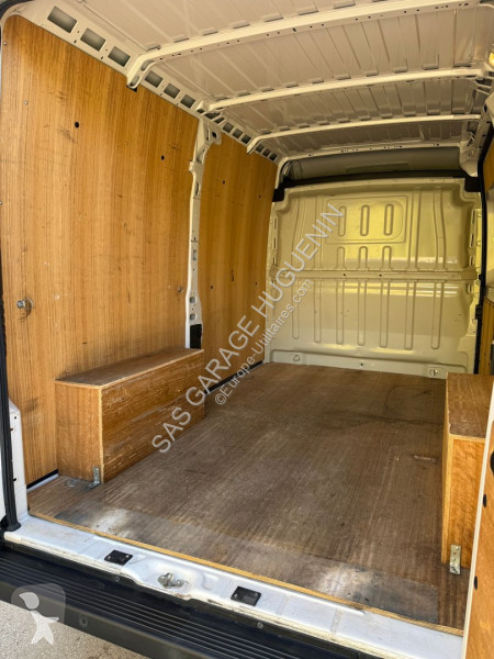 Furgoneta Peugeot 2.2 BLUEHDI S&S 120CH ASPHALT