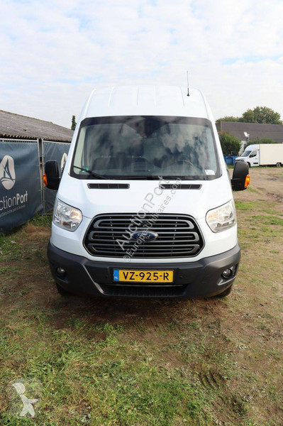 Furgoneta Ford