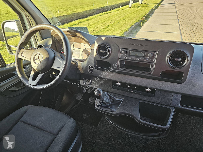 Mercedes 215 L2H2 FWD Airco 3 Zits BPM Vrij...