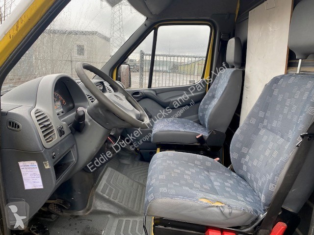 Véhicule utilitaire Mercedes SPRINTER